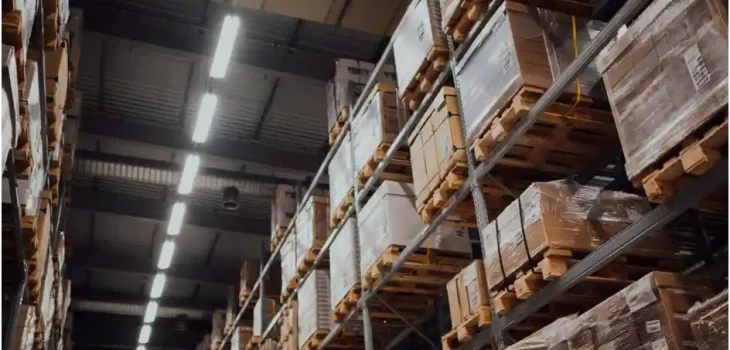 8 Necessary Equipment for a Warehouse Business